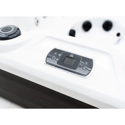 Aurelia Lungo Hot Tub