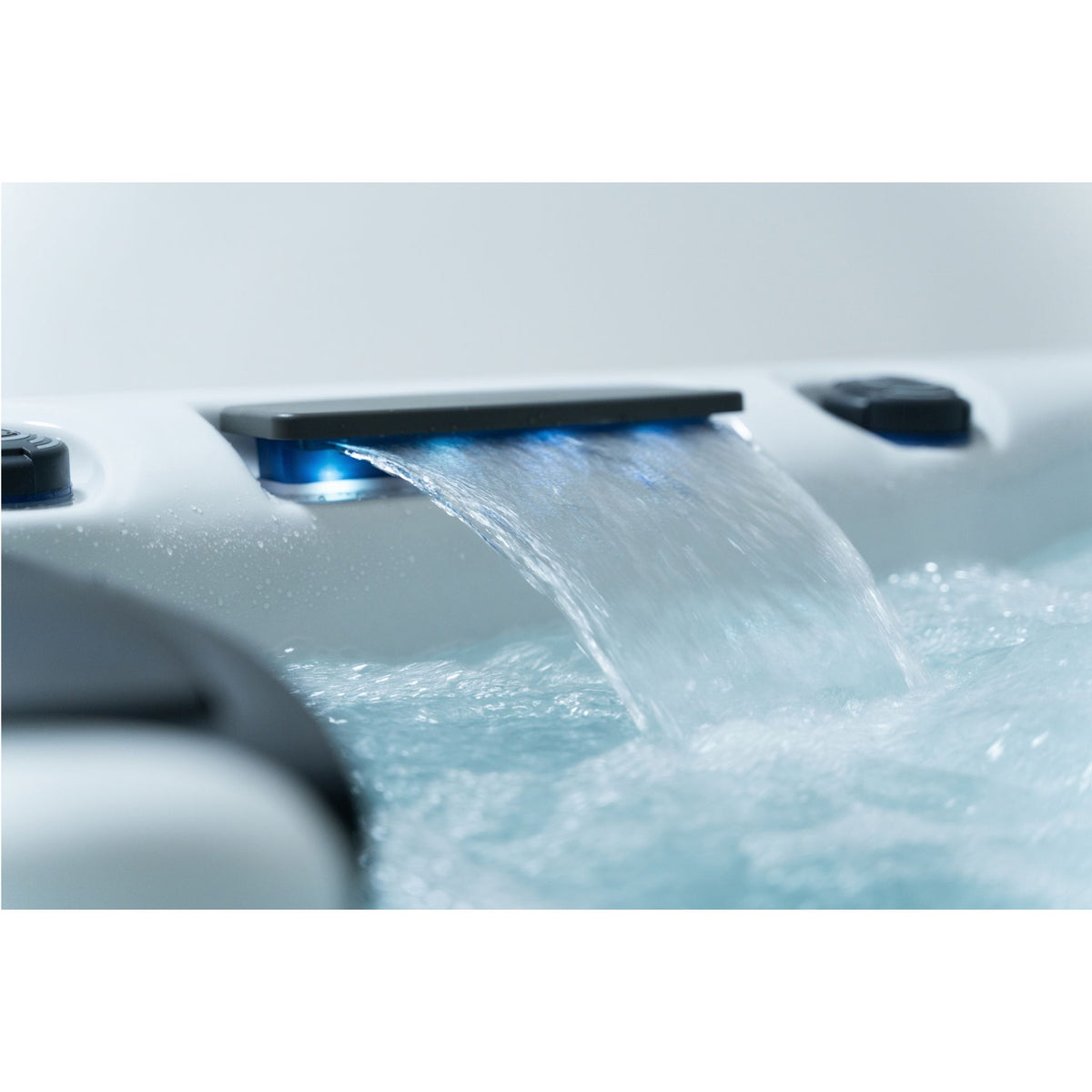 Aurelia Potenza Hot Tub