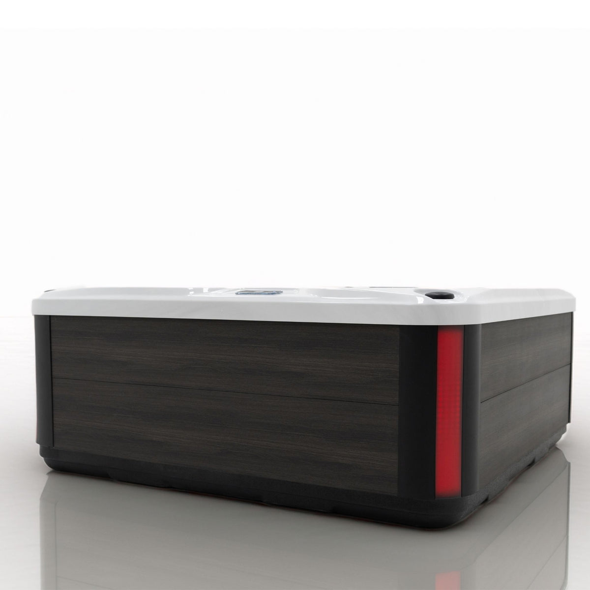 Aurelia Grande Hot Tub